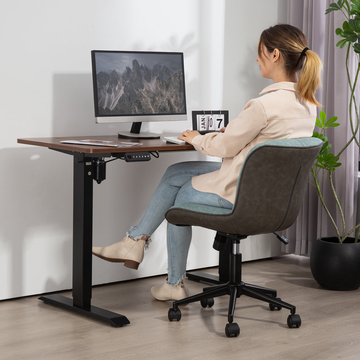 HOMCOM Drehbarer Bürostuhl ohne Armlehnen, höhenverstellbar und neigbar, Tragkraft 120 kg, grün